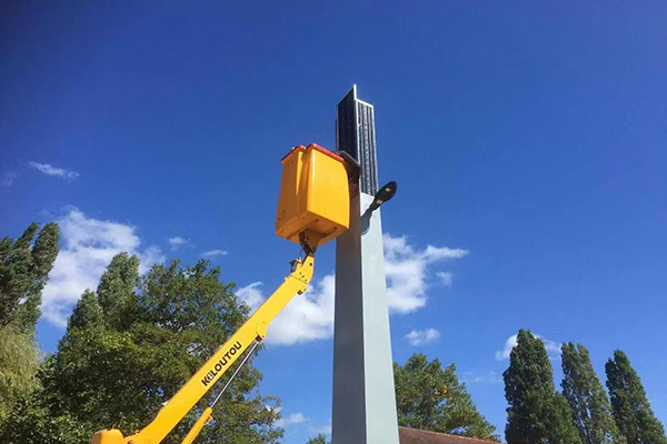 Proyecto de alumbrado público solar, Francia